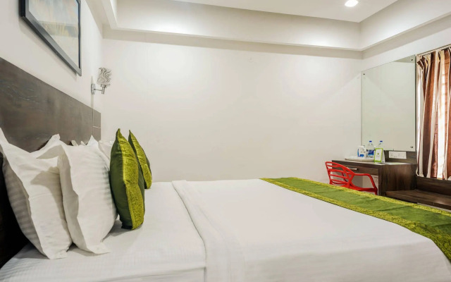 OYO 9647 Hotel MVV Bhavan