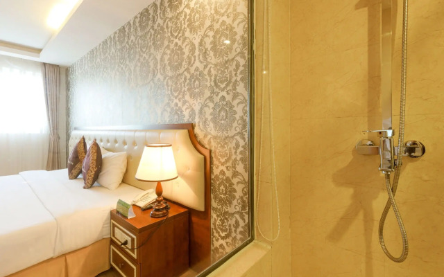 Paris Nha Trang Hotel & Apartment