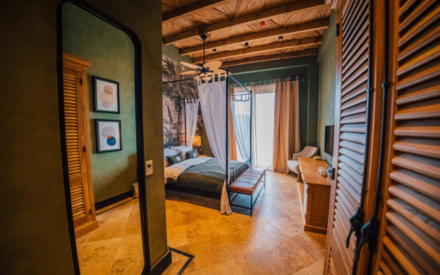 The Remote Hotel