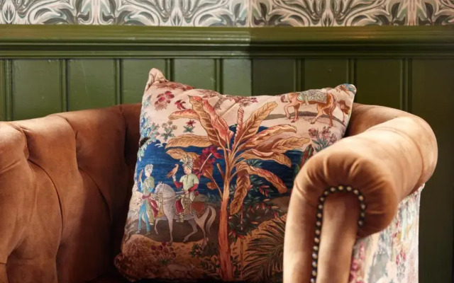 Kings Head Hotel by Greene King Inns