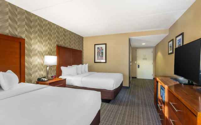 Comfort Inn & Suites Logan International Airport