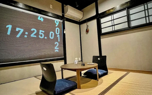 Tokyo Nook
