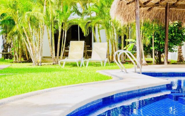 Room-executive Basic Room With Swimming