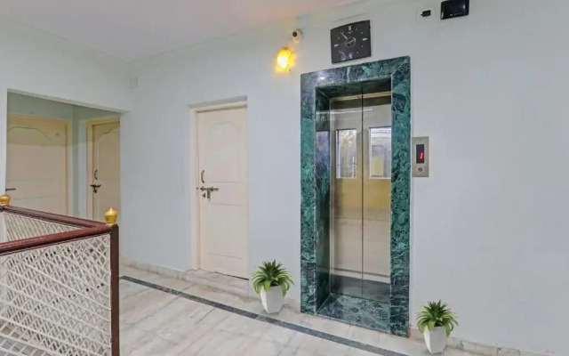Oyo Flagship 92819 Hotel Surbhi G House