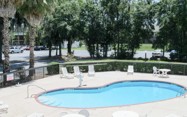 Motel 6 Savannah, GA - Midtown