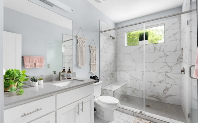 Stunning Centrally Located FUN 3BR Home