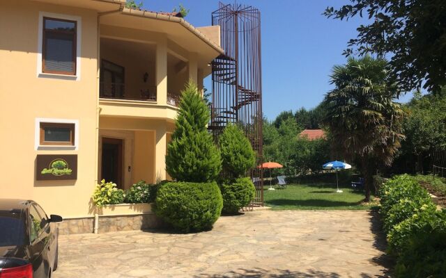 Sarikonaklar Garden Village