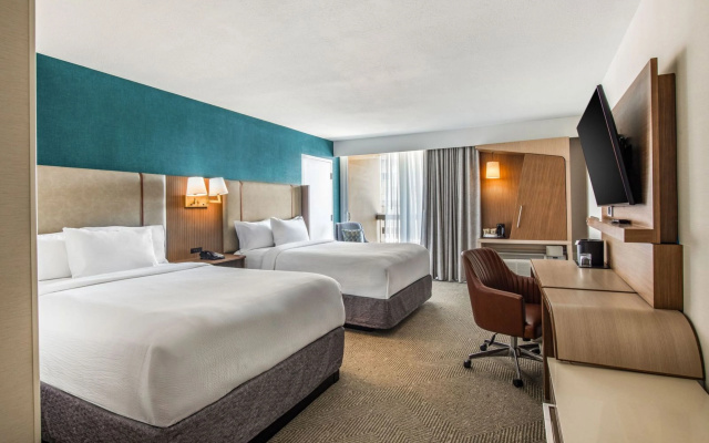 Holiday Inn Oxnard – Ventura by IHG