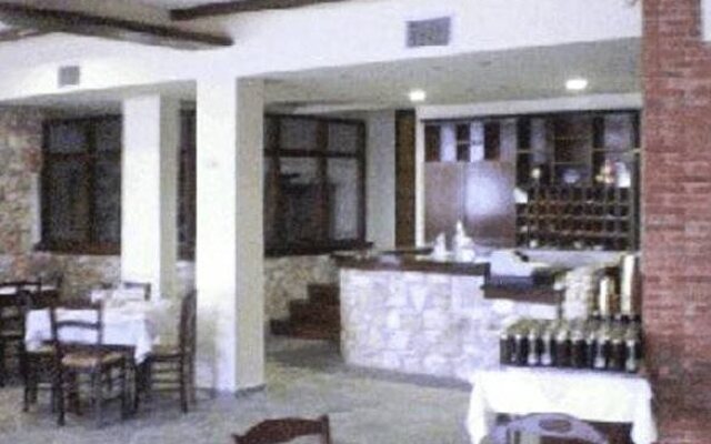Hotel Rovies