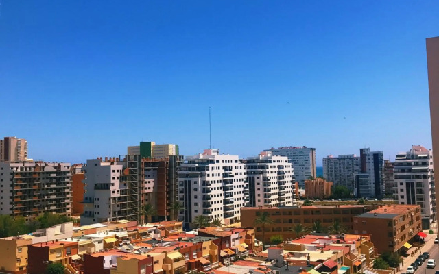 The White Apartment: Luxury, Beach and Design