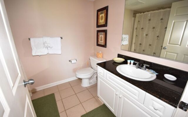 1805 Yacht Club Villas