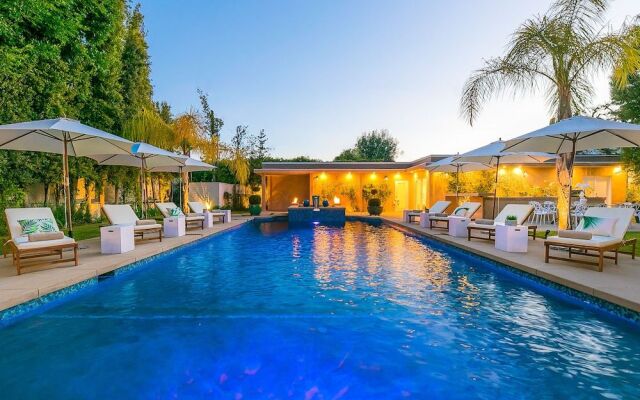 Beverly Hills Luxury Modern Palace