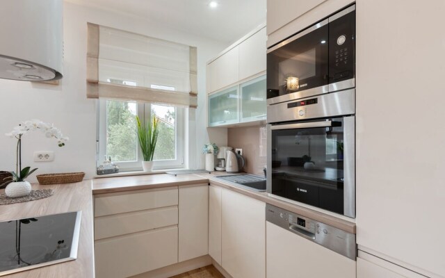 Modern Apartment in Zadar with Terrace