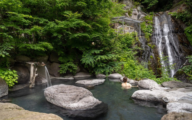 Hatcho no Yu Hot Spring Ryokan