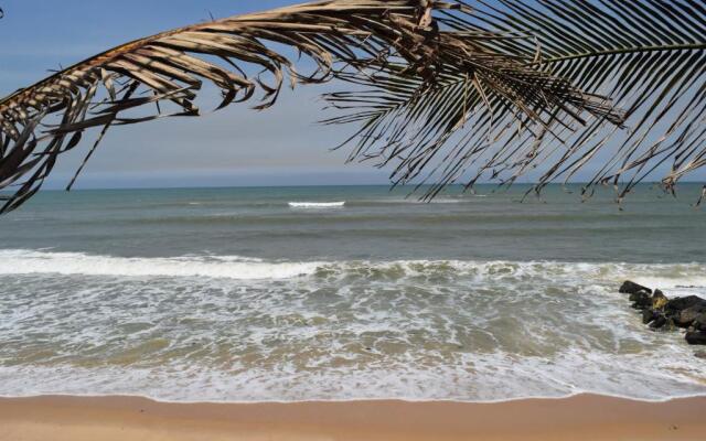 Coconut Pointe Villa & Beach Resort