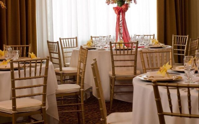 Embassy Suites by Hilton Santa Clara Silicon Valley