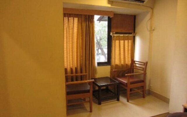 Hotel Bandra Residency