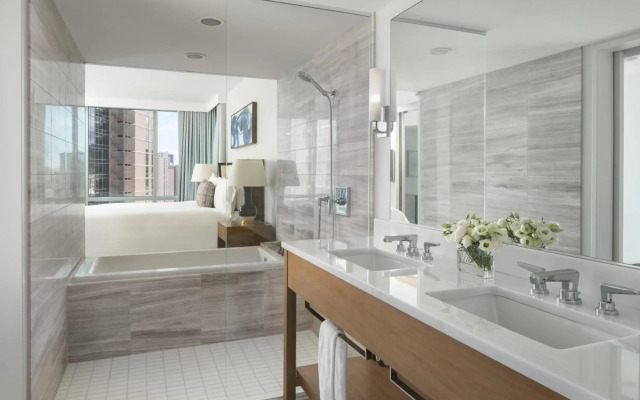 The Ritz-Carlton Residences, Waikiki Beach