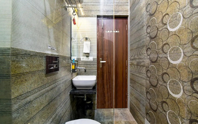 Fabhotel The Castle Homestay