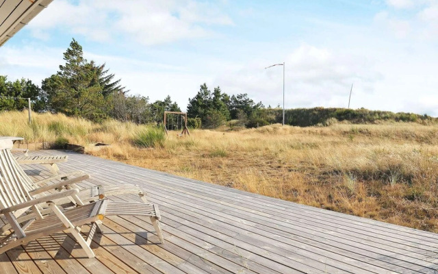 8 Person Holiday Home in Jerup-by Traum