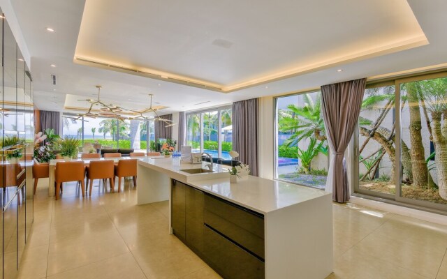 The Five Villas