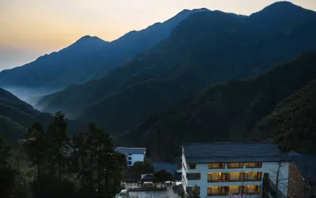 Yunhai YUNHAI · Canyon Landscape Homestay Village