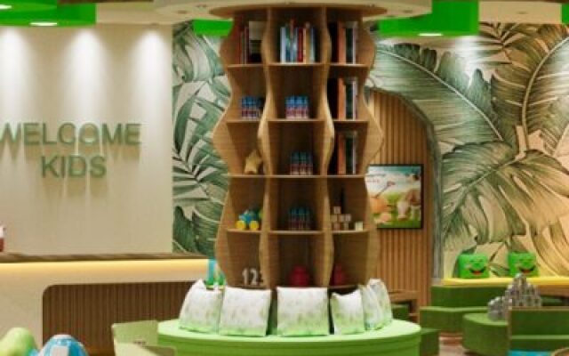 Blue Beach Golf & Spa