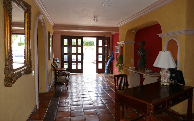Collection O Casa Bella Hotel Boutique, Cabo San Lucas