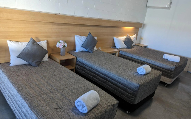 Y Motels Rockhampton – Guest Rooms – Rockhampton