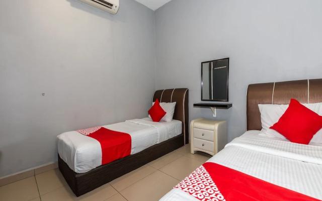 Ho Hotel by OYO Rooms