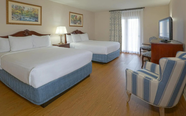 Music Road Resort Hotel and Inn