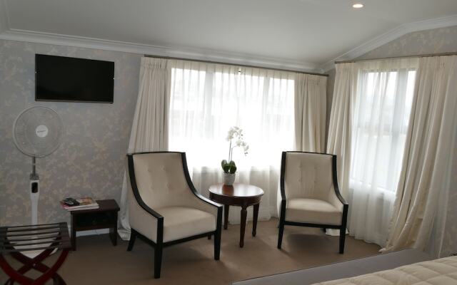 Casa Aquila Boutique Bed and Breakfast