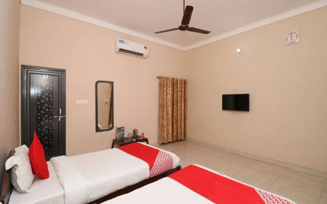 Hotel Hkj Sanskriti By OYO Rooms