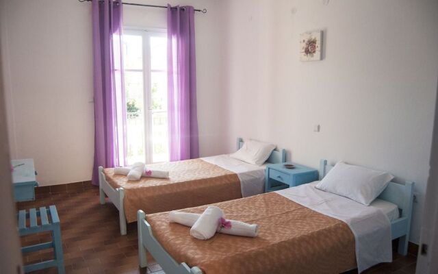 Maria's Apartments