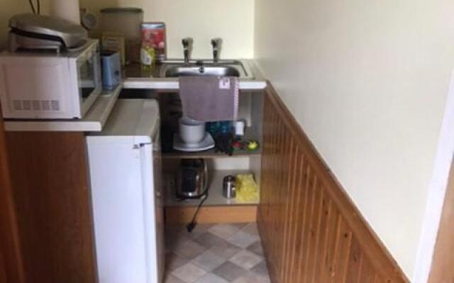 Thistle Room single with en-suite