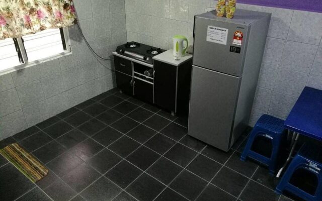 Khaimal Homestay Pulau Enjin