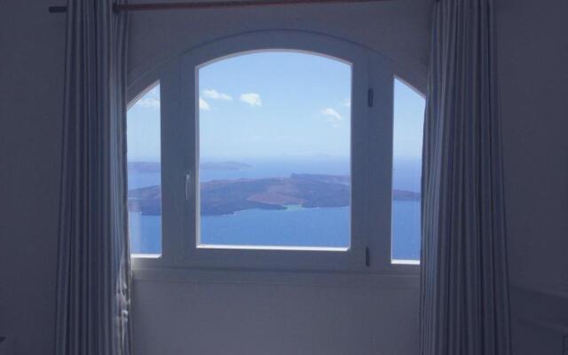 Altana Cliffside Villas