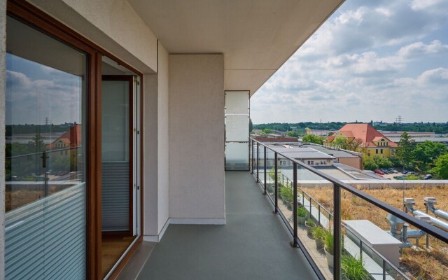 Sunny Studio Krakowska by Renters