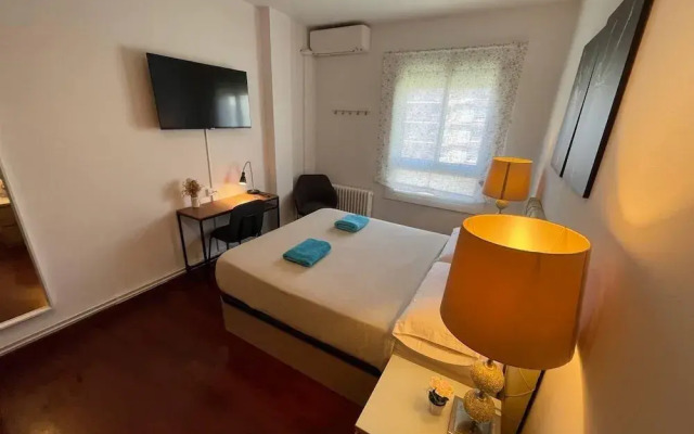 Rooms Nuevo Paris