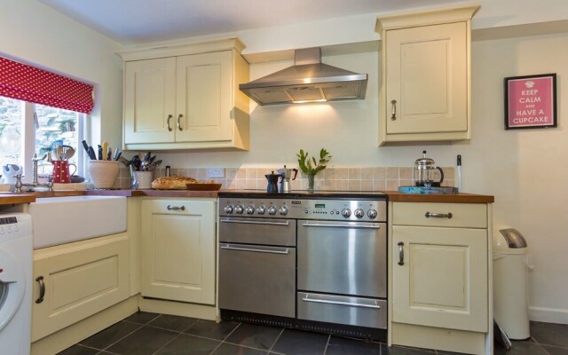 Braunton Magnolia Cottage 3 Bedrooms