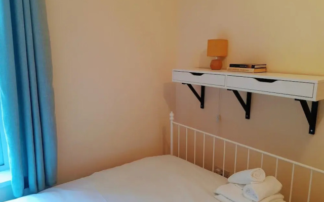 The Hazel Oak Apartment