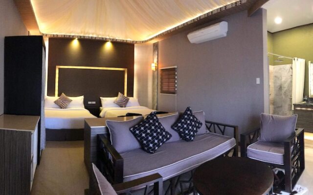 Safari Hotel And Villas