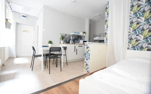 Budget Apartment by Hi5 - Vámház 5.