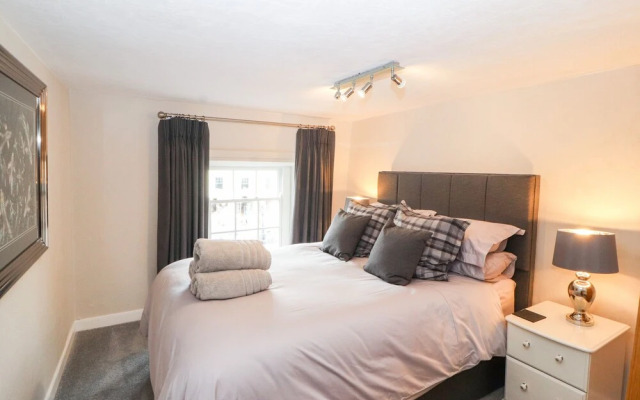 Market Square Maisonette