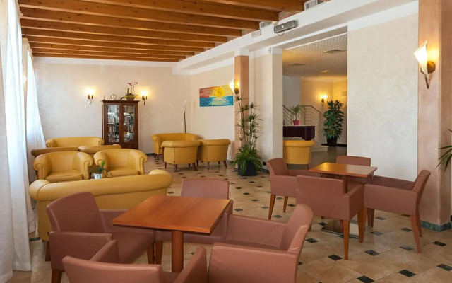 Regent's Hotel