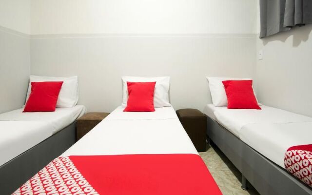 Oyo 131 Girassol Carioca