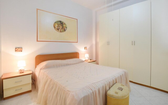 Stunning Home in Pozzallo With 3 Bedrooms