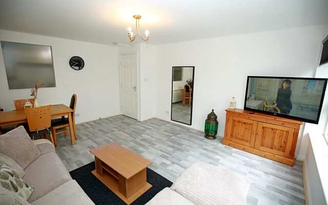 Wallace Apartment