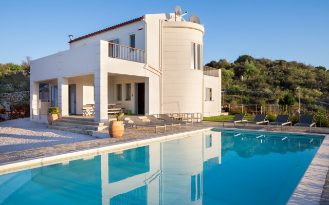 Luxury Villa with Private Pool - Totally Privacy