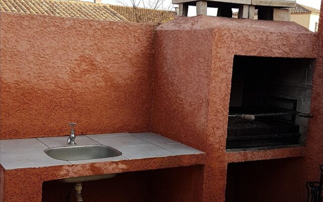 Villa With 4 Bedrooms in Florensac, With Enclosed Garden - 15 km From